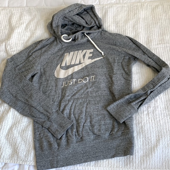 Nike Tops - Nike hoodie